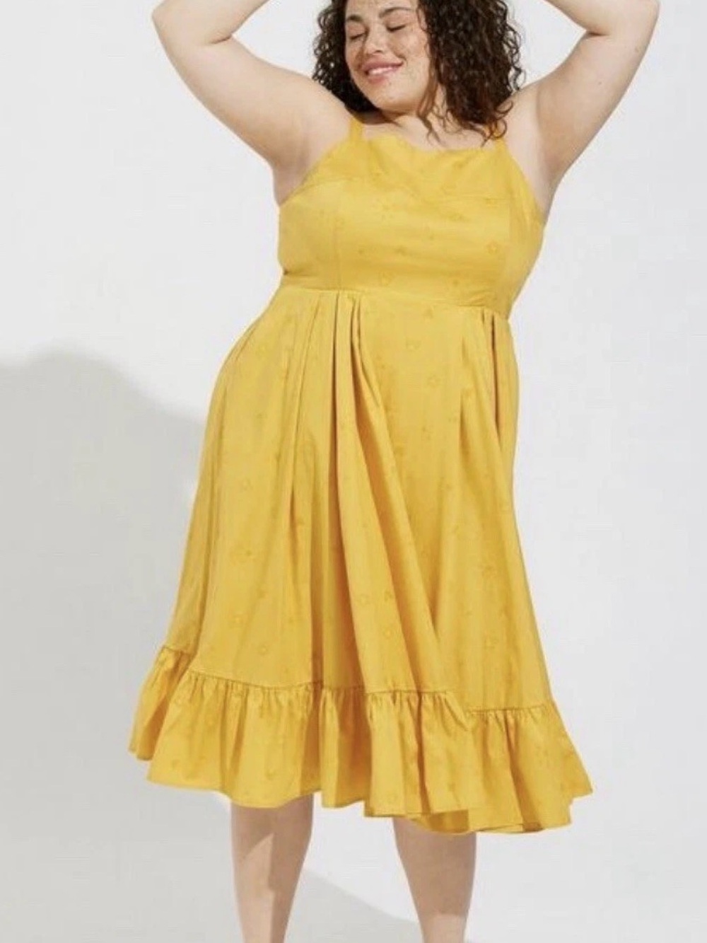 Torrid Disney size 1 Mickey Mouse Embroidery Midi Dress